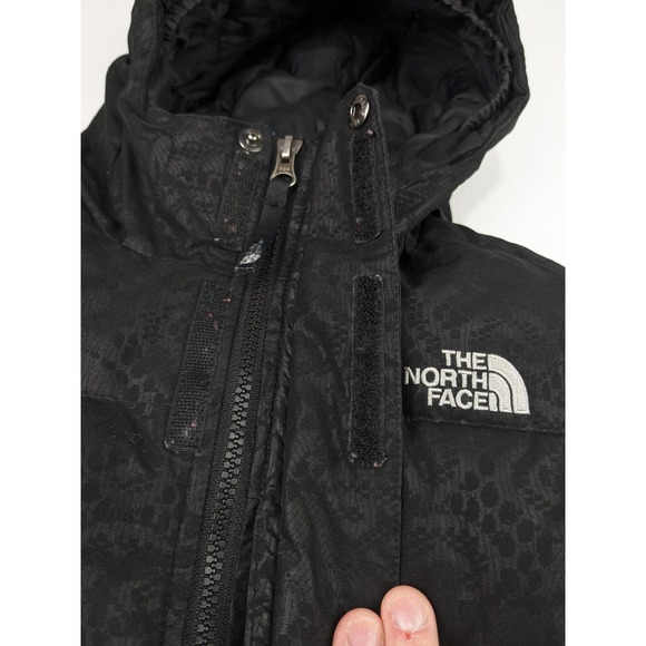 North Face 550 Black Patterned Puffer Coat - Picture 6 of 12
